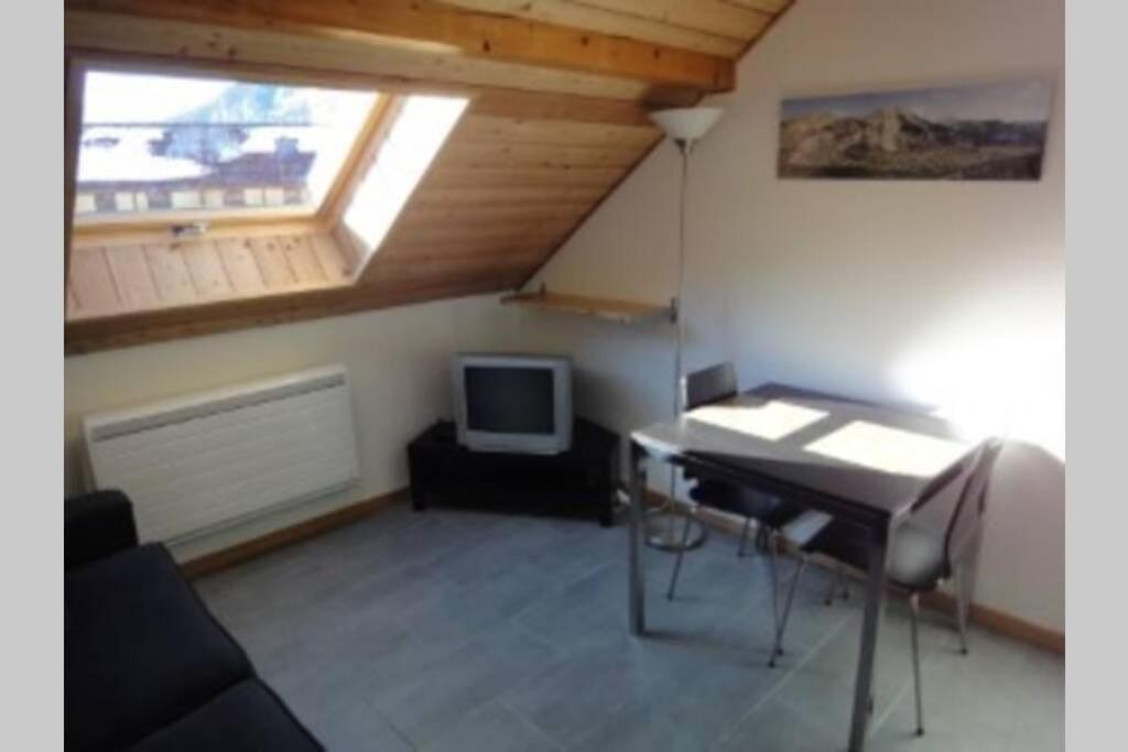 Loue studio de vacances rénové à Névache Extérieur photo