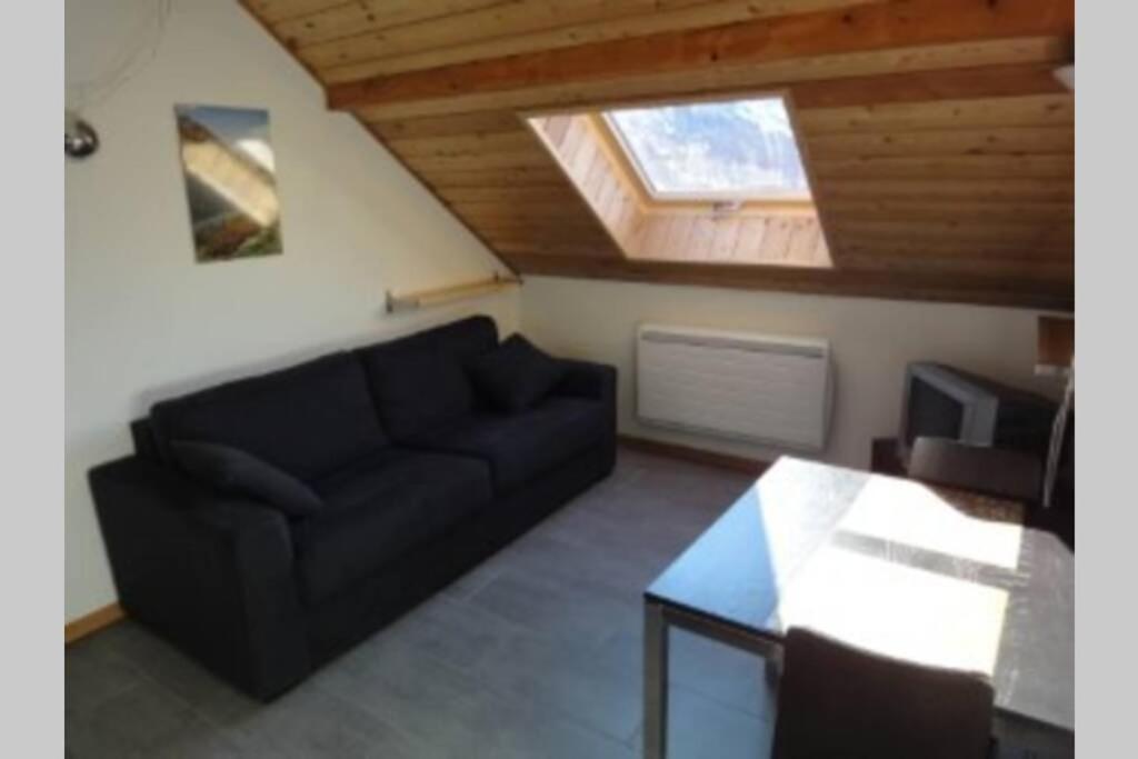 Loue studio de vacances rénové à Névache Extérieur photo